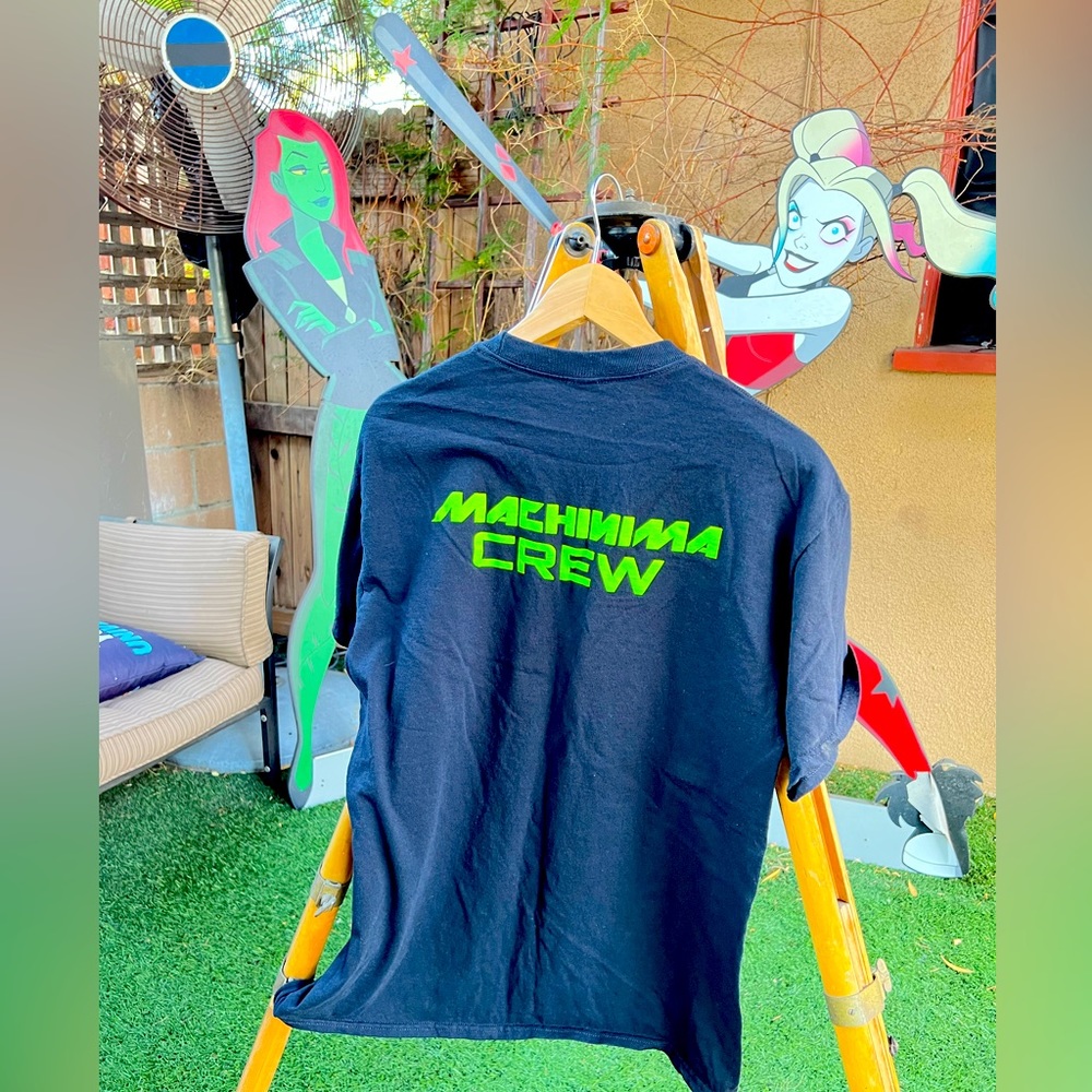 Rare Machinima crew T-shirt of the notorious online company.